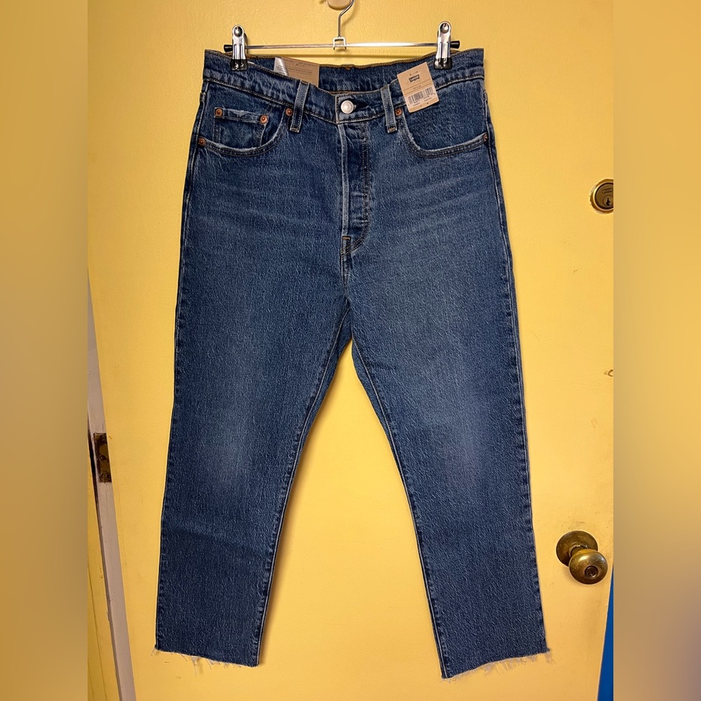 NWT Levi’s 501 Original Cropped High Rise Straight Leg Raw Hem Denim Jeans 29x26